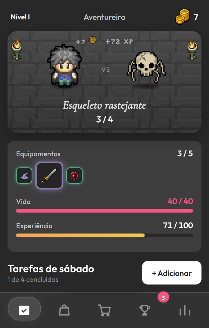 Tela de Tarefas do Dungeonlog com o herói diante do monstro do dia, o Esqueleto rastejante (3 de 4), o cartão Equipamentos, as barras de Vida e Experiência e a lista de tarefas de sábado